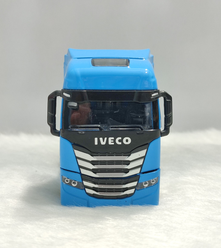 کامیون فلزی اویکو (IVECO) مدل کله خم شو